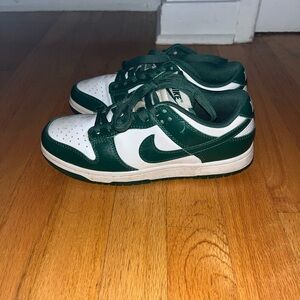 Nike Dunk Low Sneakers in Forest Green and White (Women’s Size 6)